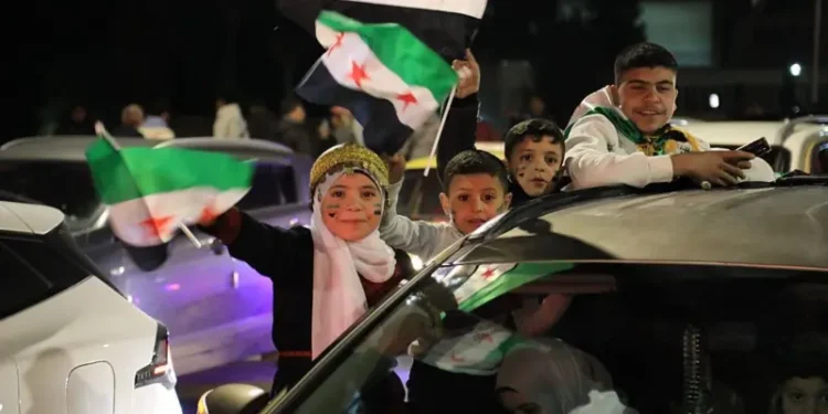 إعادة اللاجئين السوريين بعد سقوط الأسد… طموح سياسي يهدد الاقتصاد الألماني