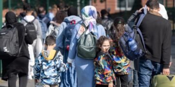 القيود الجديدة على لمّ الشمل للعائلات السورية في ألمانيا