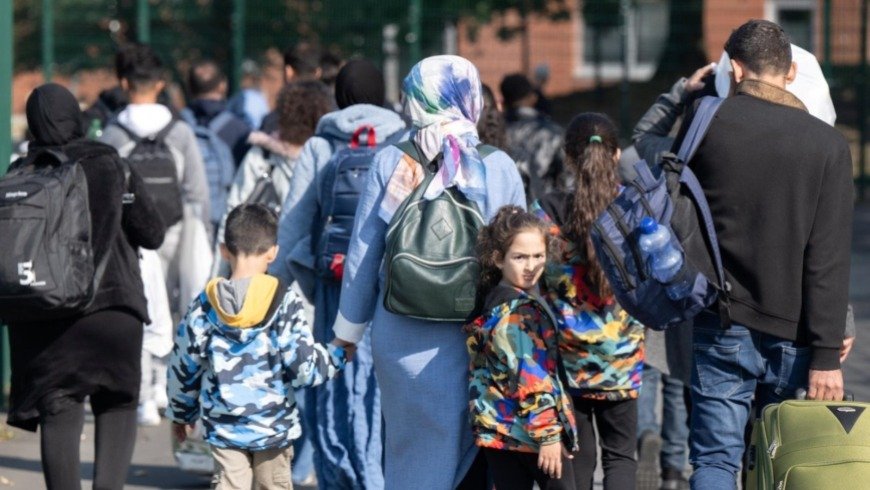 القيود الجديدة على لمّ الشمل للعائلات السورية في ألمانيا