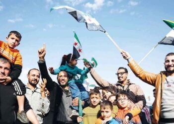 سوريا بعد التحول السياسي: بين مكاسب الحكومة الجديدة وتحديات الأمن والاقتصاد وإعادة بناء الدولة