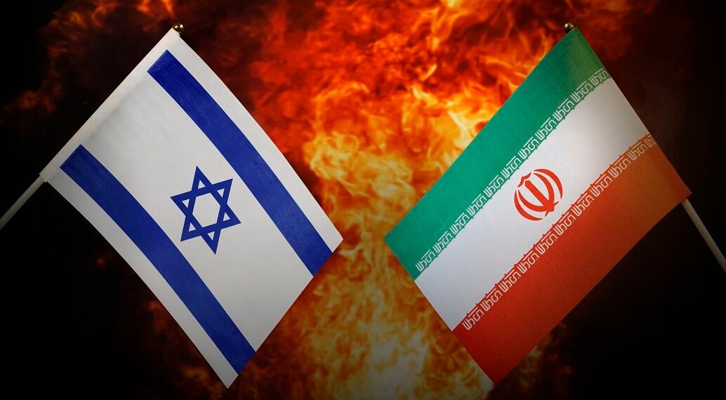 نيويورك تايمز: الصراع بين إسرائيل وإيران قد يندلع في أي لحظة