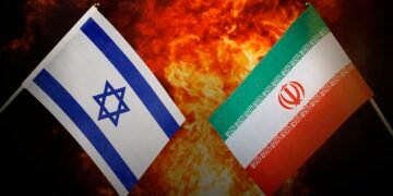 نيويورك تايمز: الصراع بين إسرائيل وإيران قد يندلع في أي لحظة