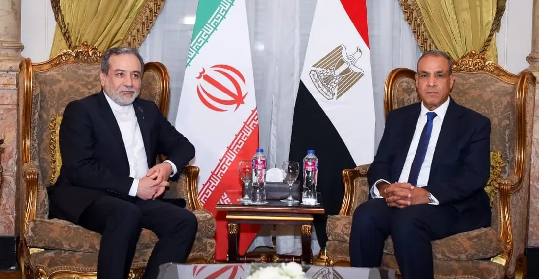 مصر بين الاحتواء الدبلوماسي والالتزام العربي