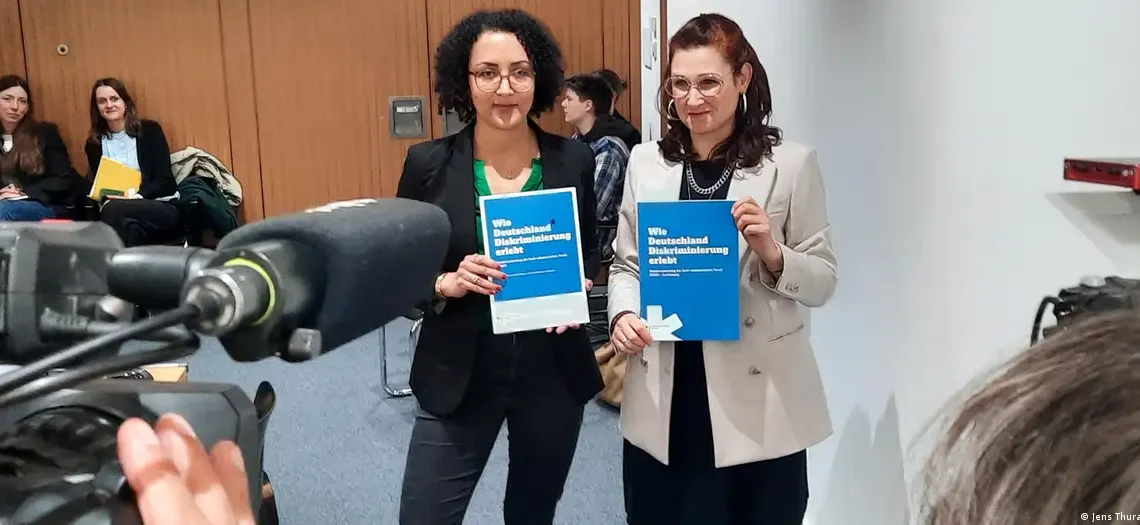 التمييز في ألمانيا: من الظاهرة الاجتماعية إلى تحدي التماسك الوطني