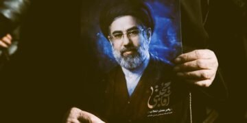 الدولة التي صارت غرفة عمليات: إيران بعد صعود مجتبى خامنئي